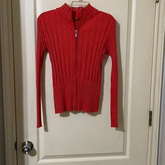 Belldini zipper orange sweater, wide ribbed, rhinestone detail on  zipperclasp SL